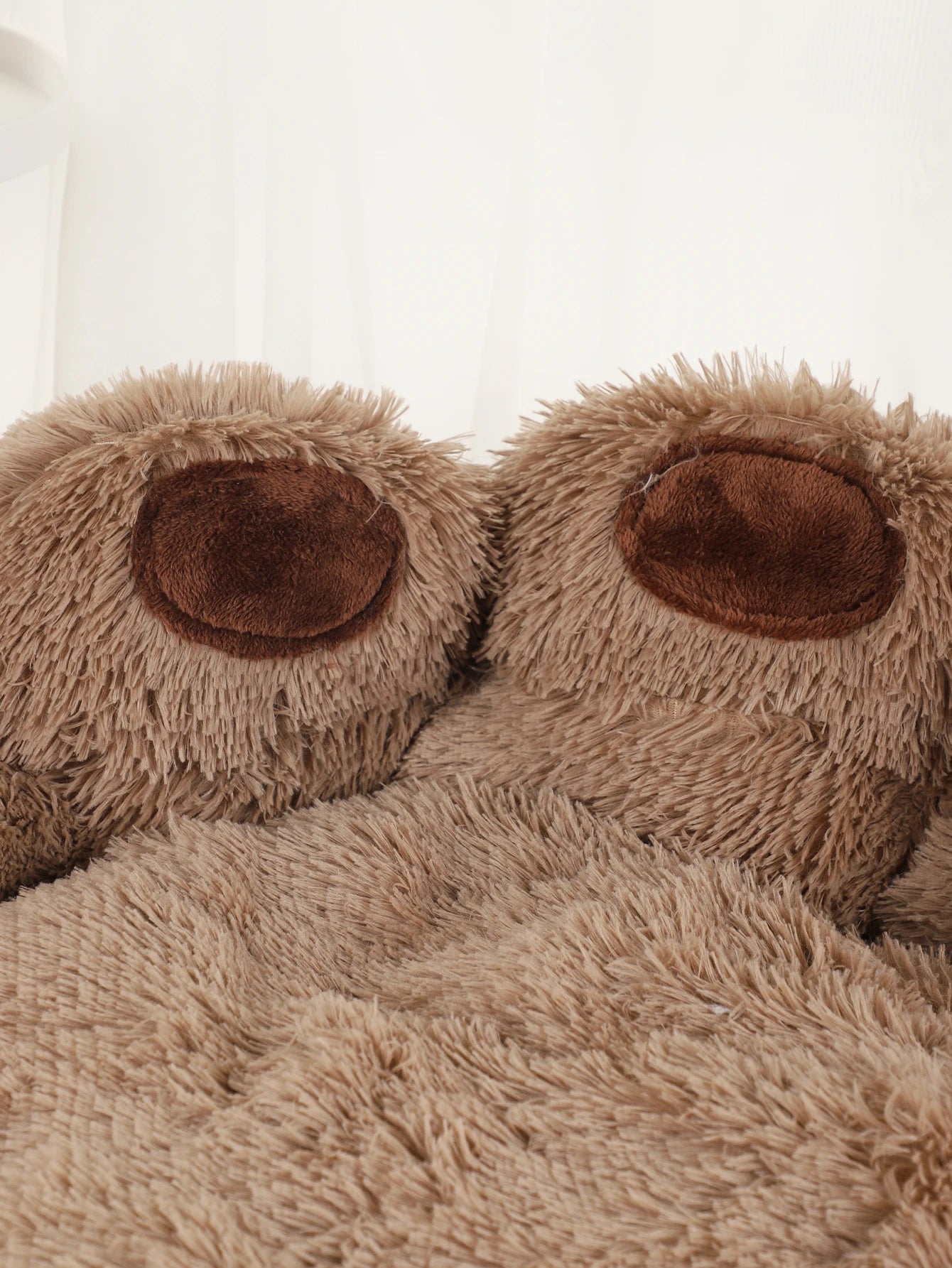 Fluffy Winter Pet Sofa Bed