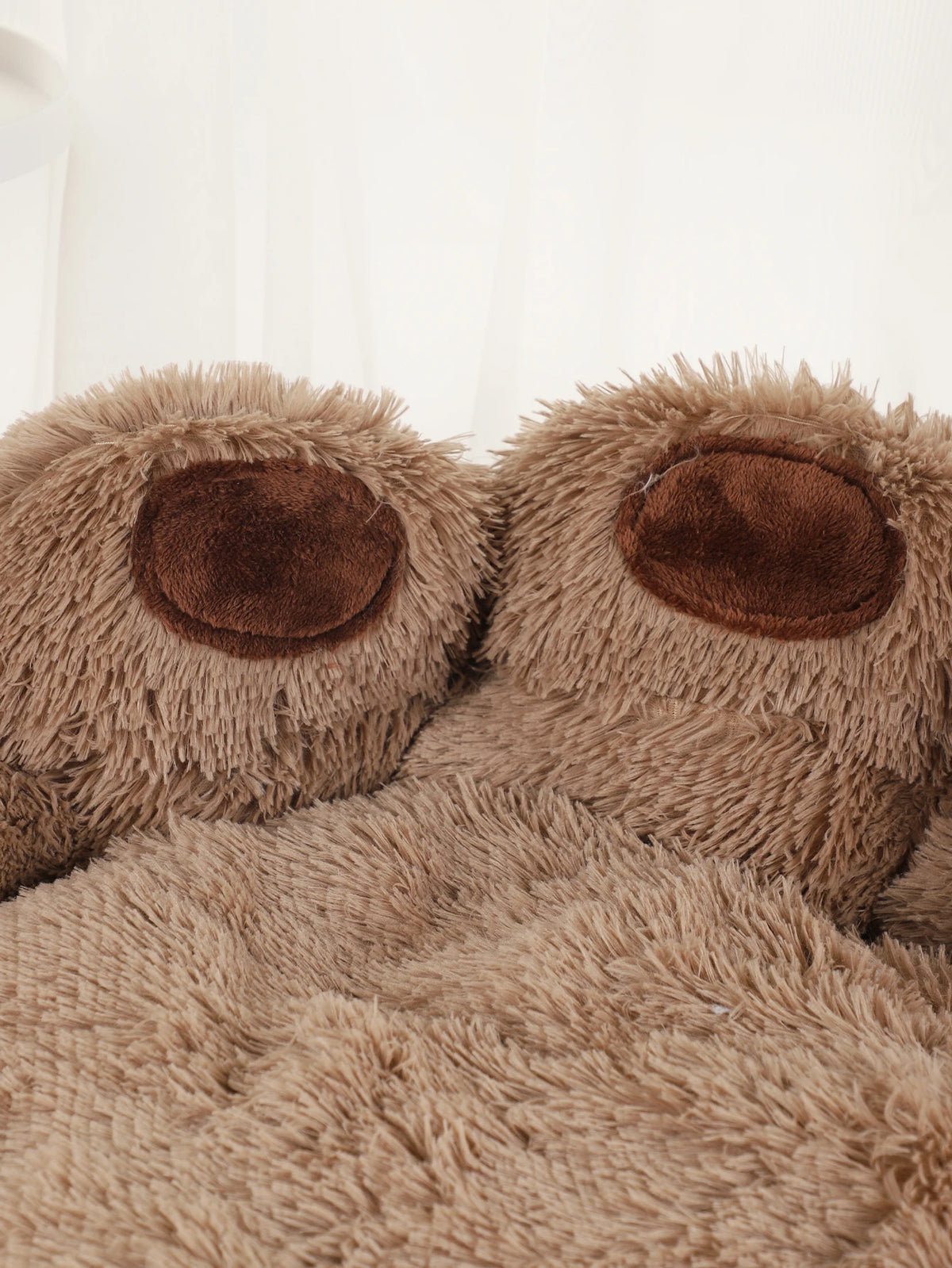 Fluffy Winter Pet Sofa Bed